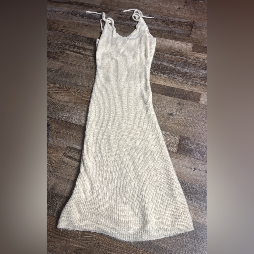 LA MIEL Cream Maxi Dress size medium